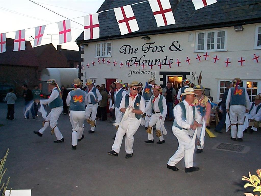 The Fox & Hounds Hotel Faringdon Exterior foto